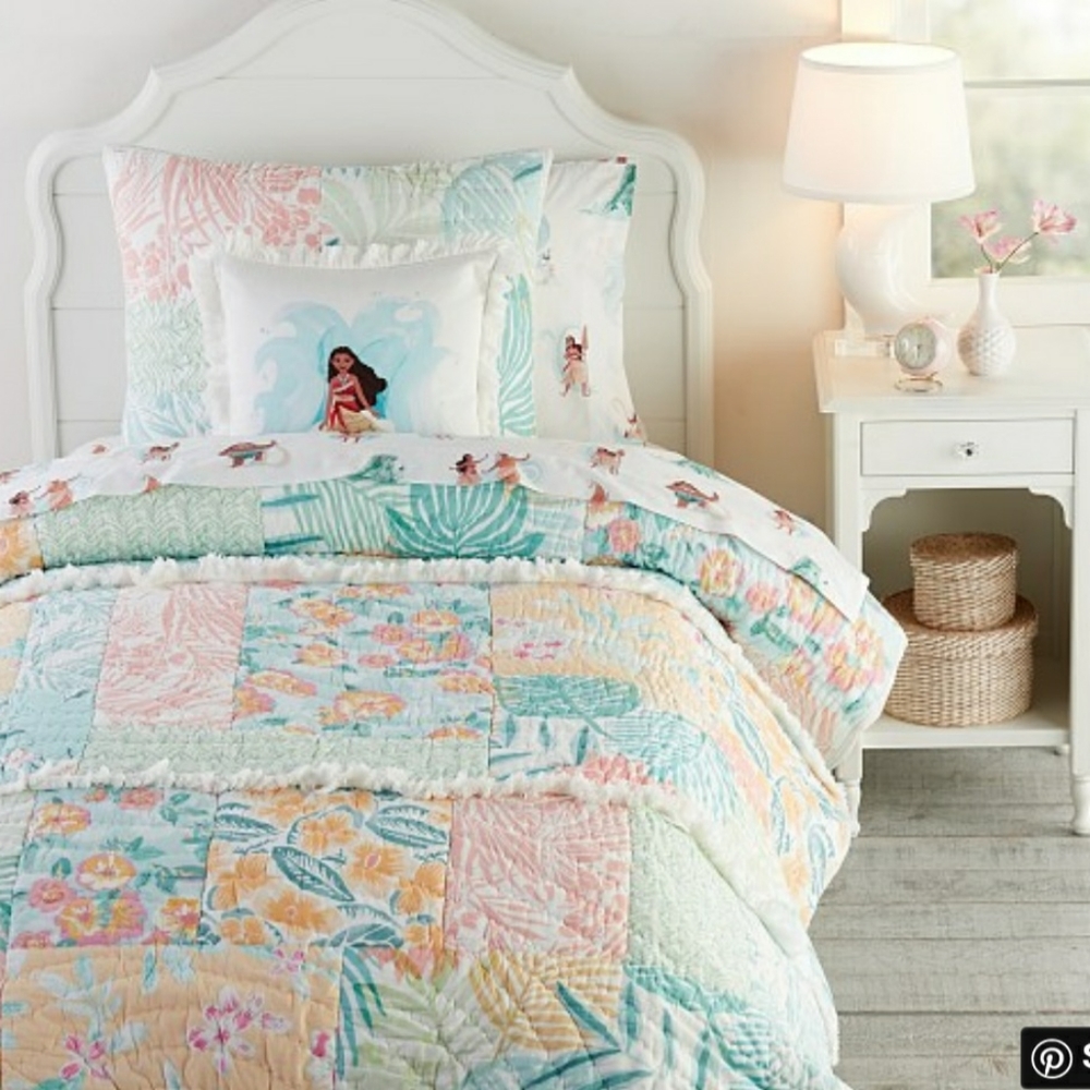 Pottery barn kids twin island vibes quilt
